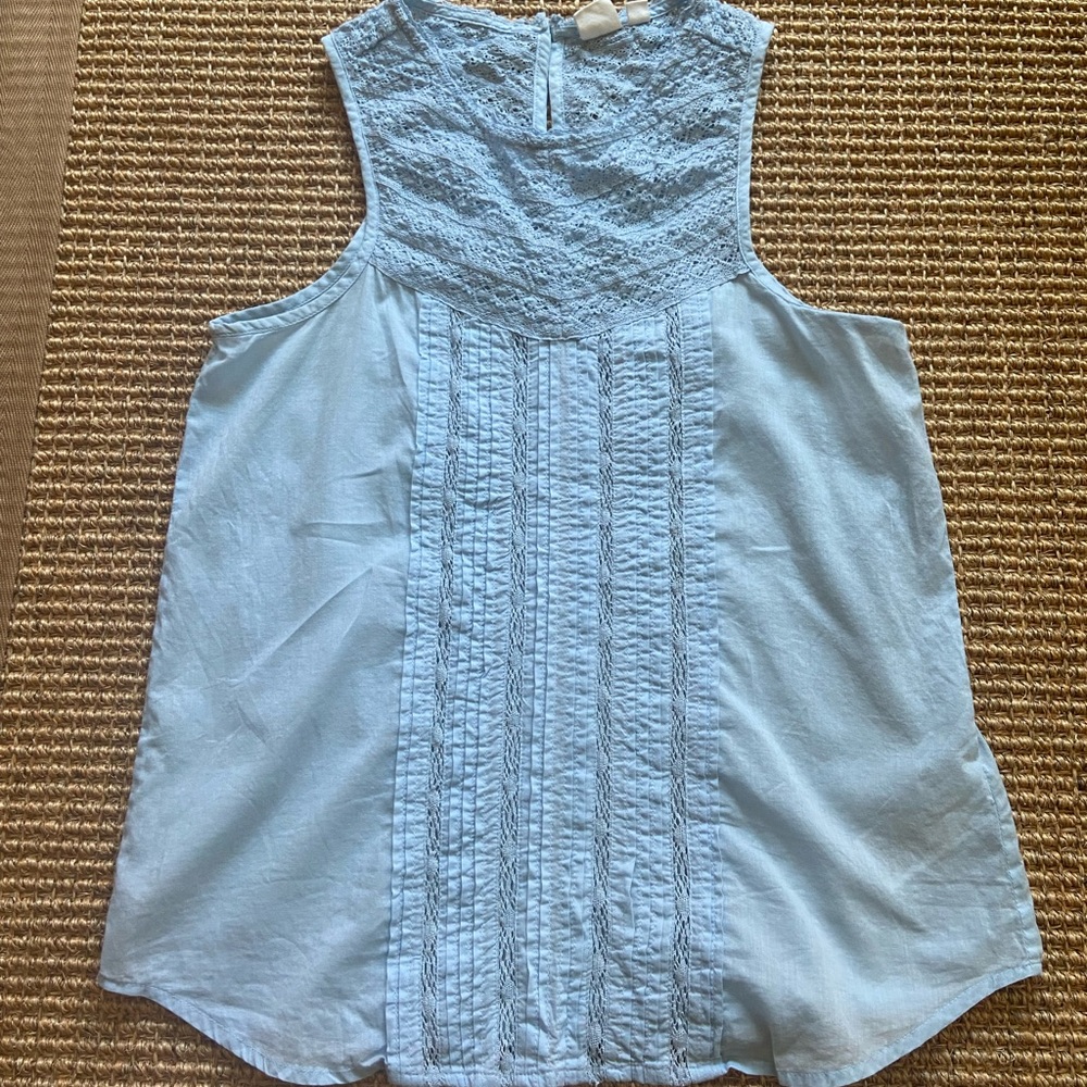 GAP Sleeveless Blouse